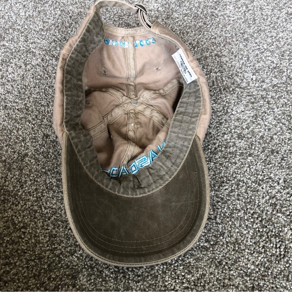 VENUS WILLIAMS TENNIS MEMORABILIA SIGNED NASDAQ-100 HAT & OTHER - Picture 5 of 6